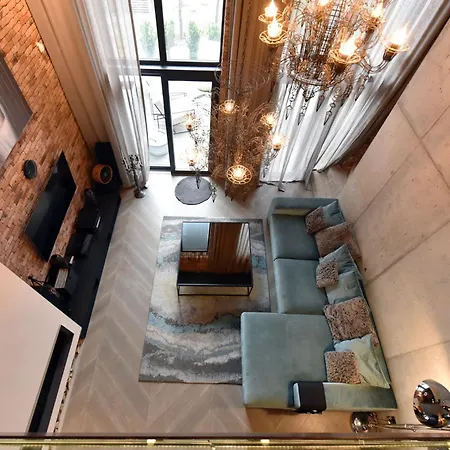 Premium Loft *